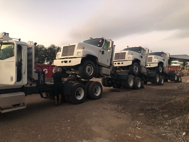 Sarnago & Sons crew and equipment on a Tampa Bay job site — photo 27