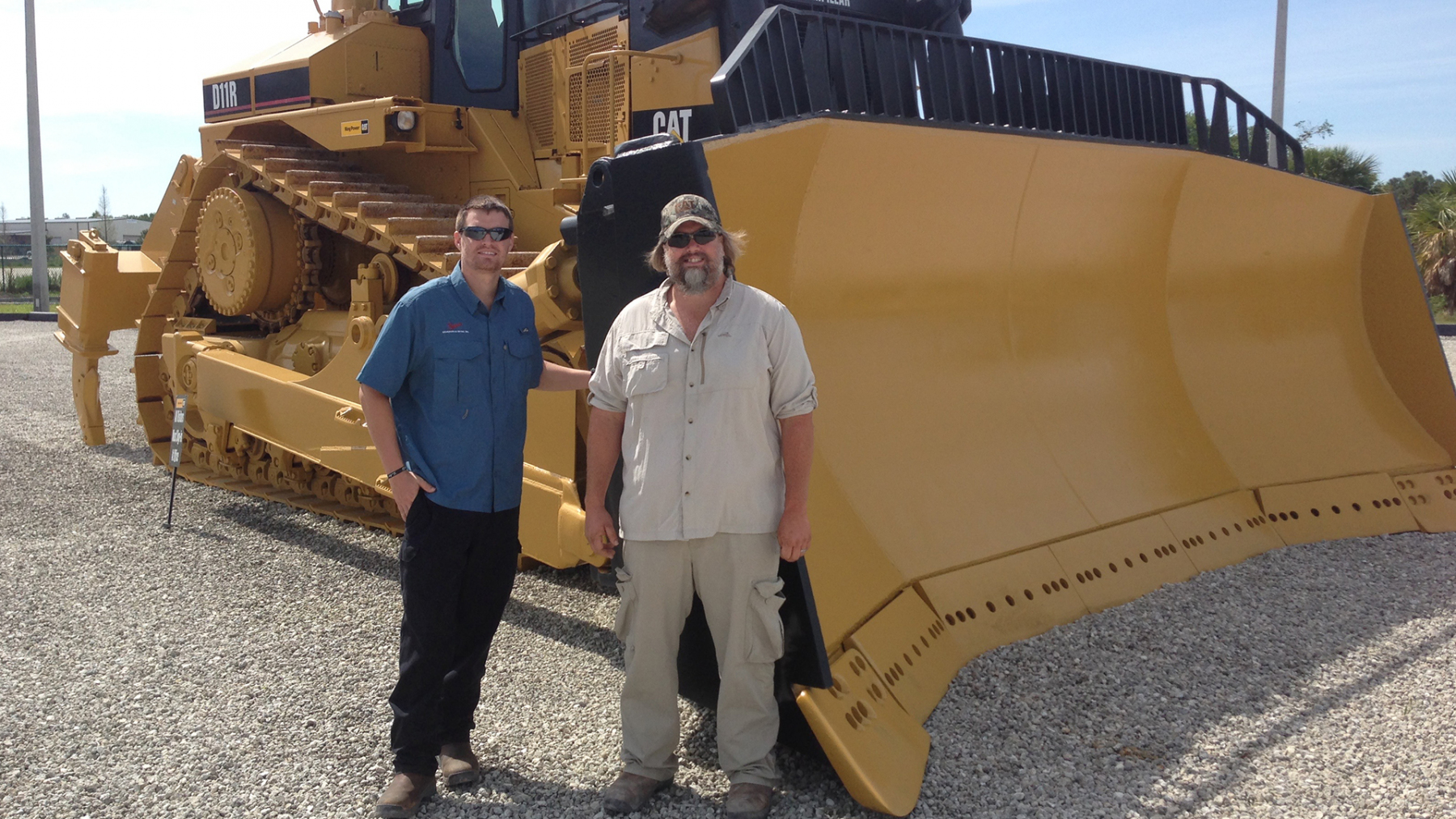 Sarnago & Sons crew and equipment on a Tampa Bay job site — photo 11
