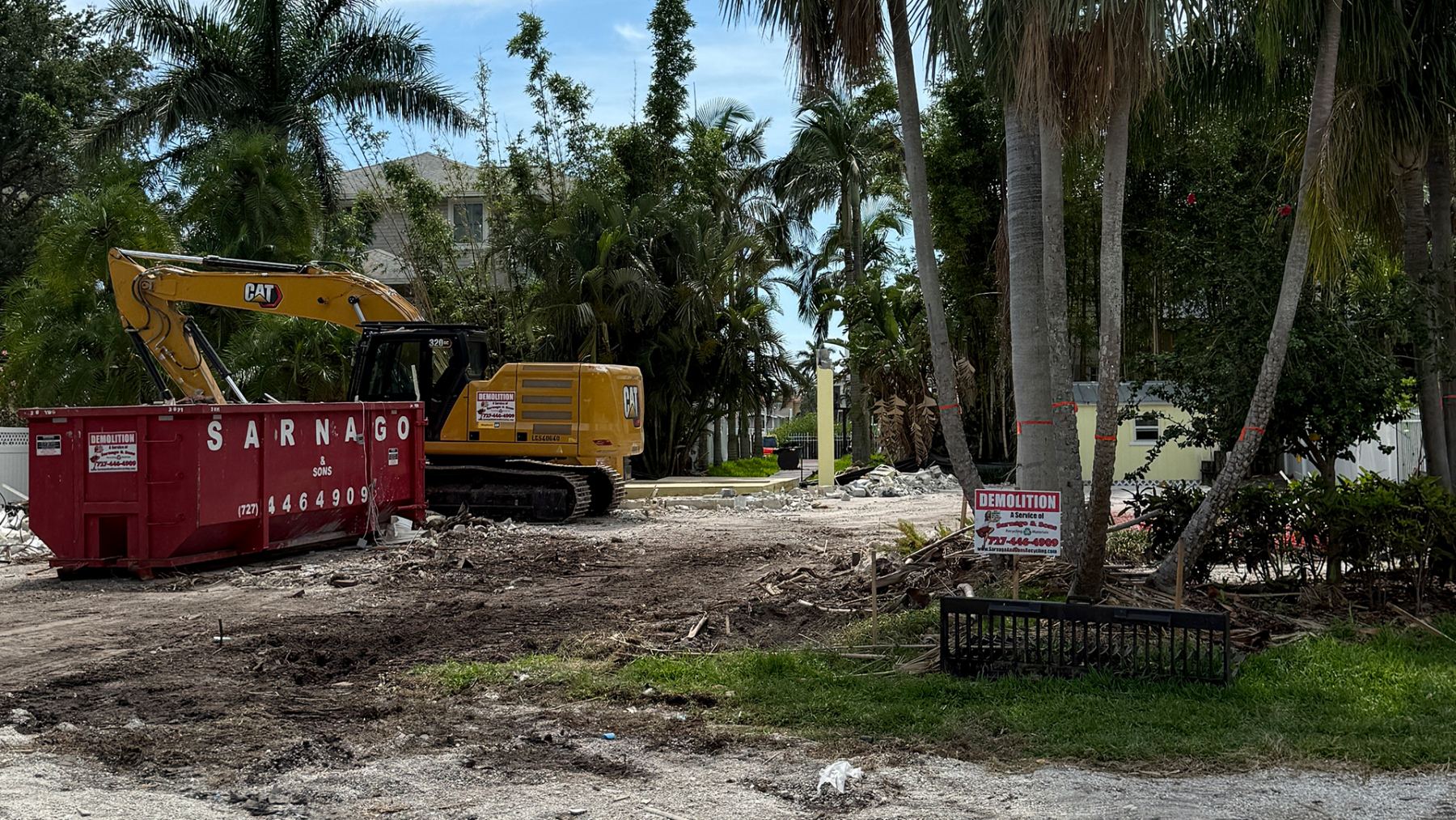 Sarnago & Sons crew and equipment on a Tampa Bay job site — photo 14