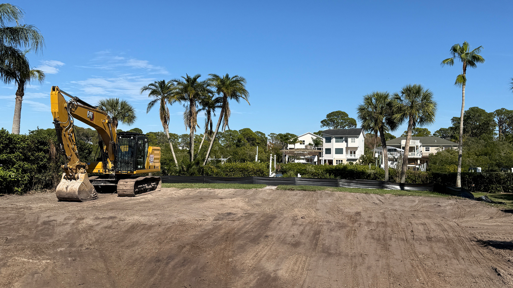 Sarnago & Sons crew and equipment on a Tampa Bay job site — photo 15