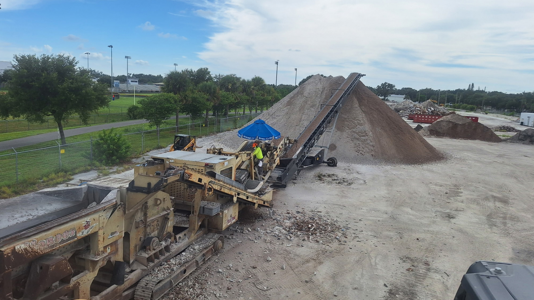 Sarnago & Sons crew and equipment on a Tampa Bay job site — photo 6